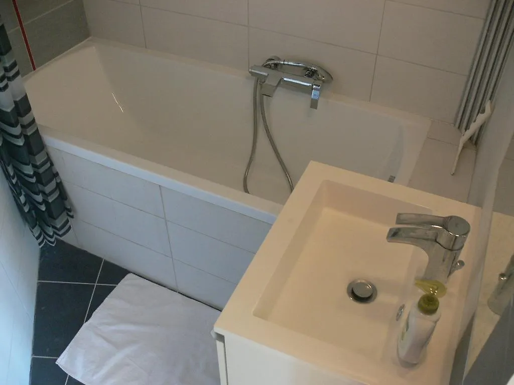 Lehel Private Rooms Budapest Hungary